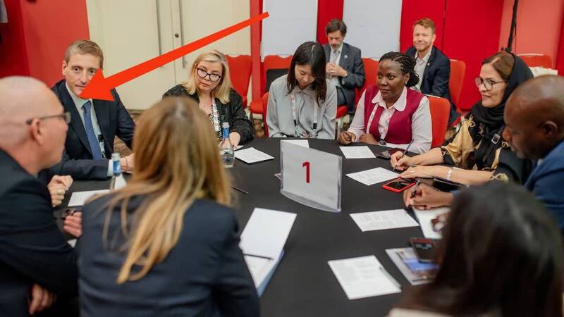 حاشیههای غیر استاندارد معاون یک سازمان دولتی!