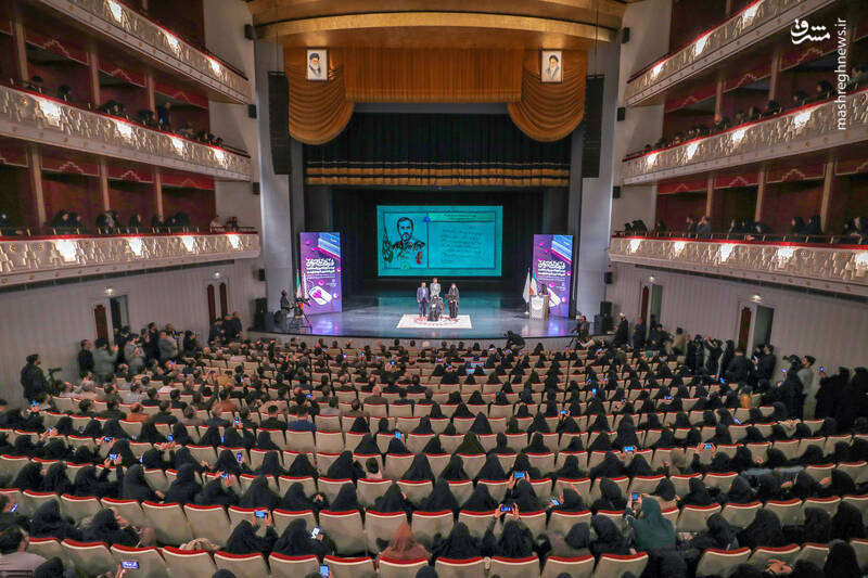 عکس / بیست و یکمین پاسداشت ادبیات جهاد و مقاومت 32