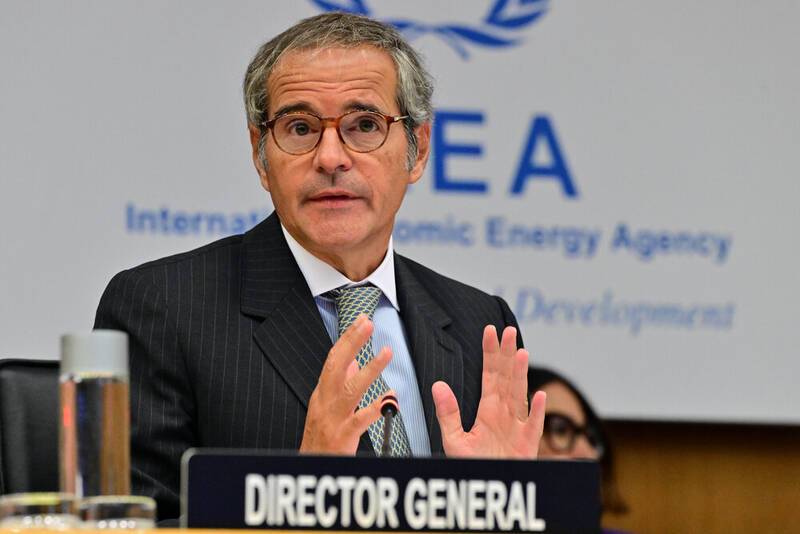 Inšpektorji se vračajo v Iran po napadih