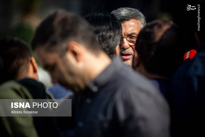 عکس / اعضای هیأت دولت در جمع خبرنگاران 45