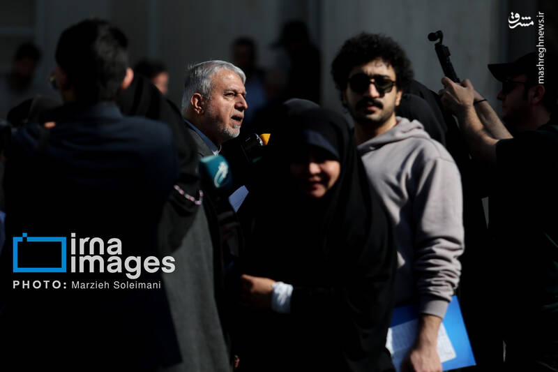 عکس / اعضای هیأت دولت در جمع خبرنگاران 41