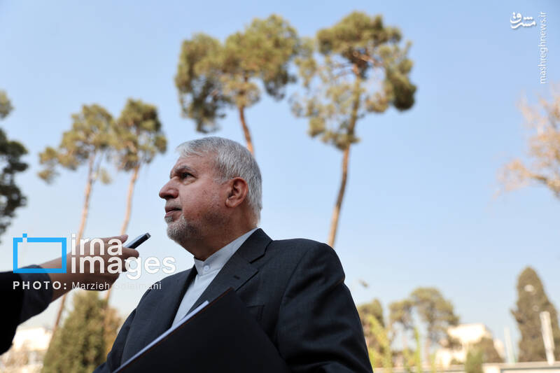 عکس / اعضای هیأت دولت در جمع خبرنگاران 34