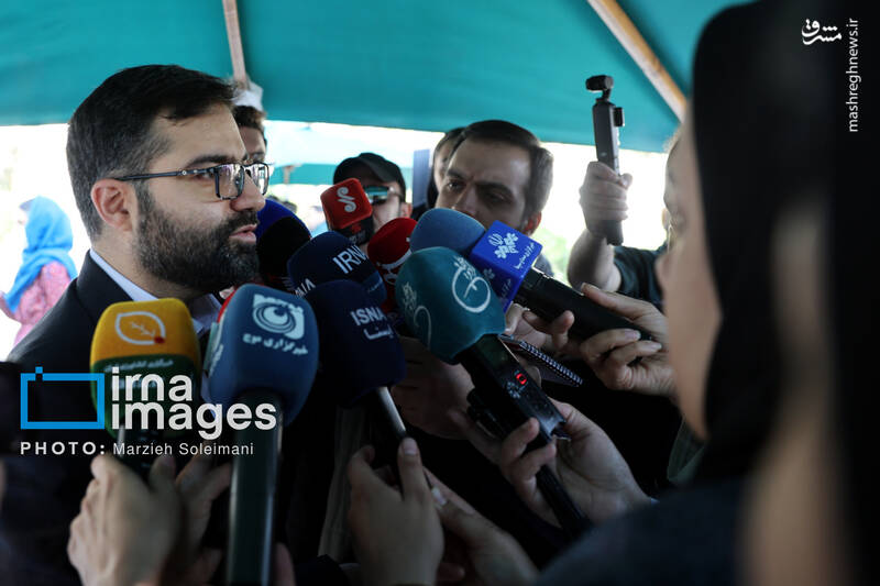 عکس / اعضای هیأت دولت در جمع خبرنگاران 29