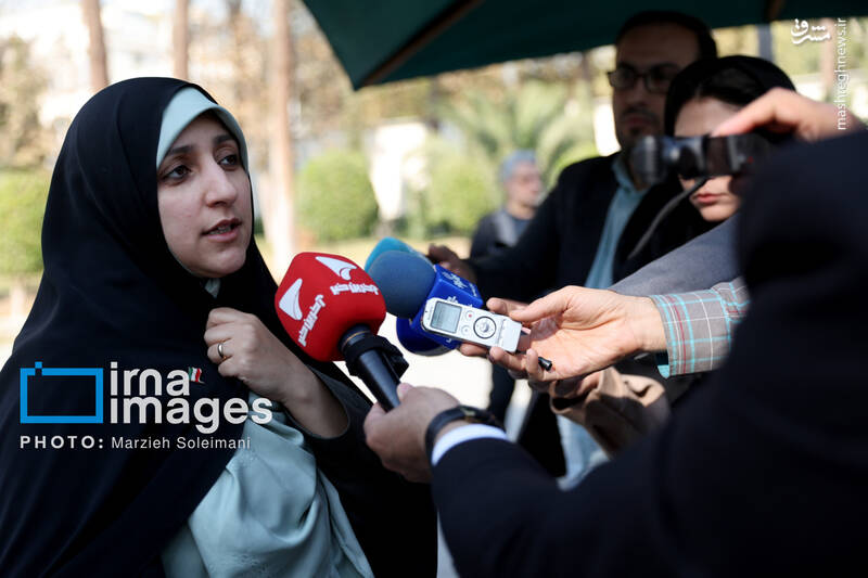 عکس / اعضای هیأت دولت در جمع خبرنگاران 22