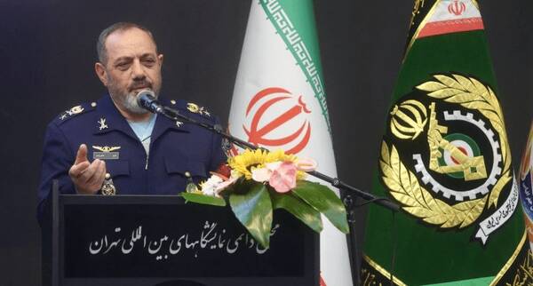 مبتني،دفاع،كشور،نصيرزاده،حكمراني،امير،دانش،مكاني،درست،نمايشگ ...