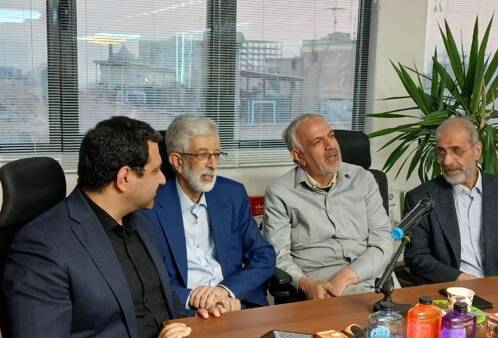 عکس/ حدادعادل در جمع کتاب‌گردی همراه با مسجدجامعی