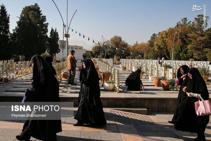 عکس / اقامه نماز باران در اصفهان 18