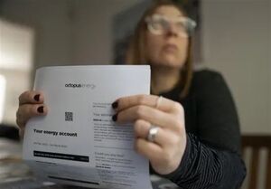 ضربه مجدد به خانوارهای انگلیسی/ هزینه قبوض دوباره بالا می‌رود