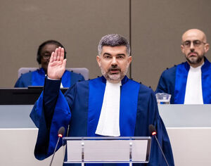 آمریکا علیه عدالت؛ سرنوشت قاضی‌ دادگاه لاهه که حکم بازداشت نتانیاهو را صادر کرد +عکس و فیلم