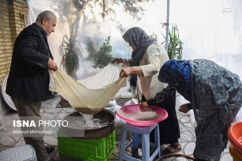 عکس / سنت خانگی نذر سمنوپزان در سمنان 6