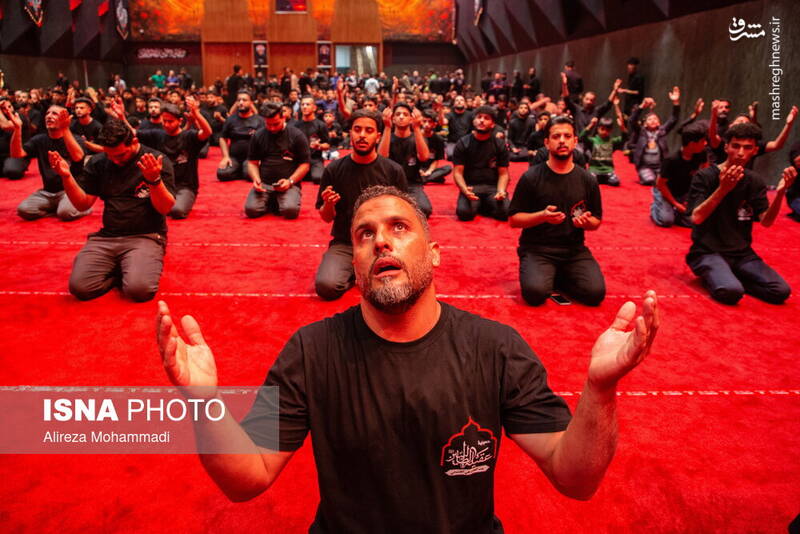 عکس / آیین عزاداری ایام فاطمیه در اهواز 24