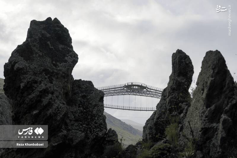 عکس / پل معلق "ورگه‌سران" نوآوری ایرانی در ارتفاع 100 متری 6