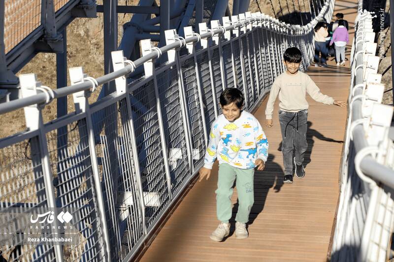عکس / پل معلق "ورگه‌سران" نوآوری ایرانی در ارتفاع 100 متری 7