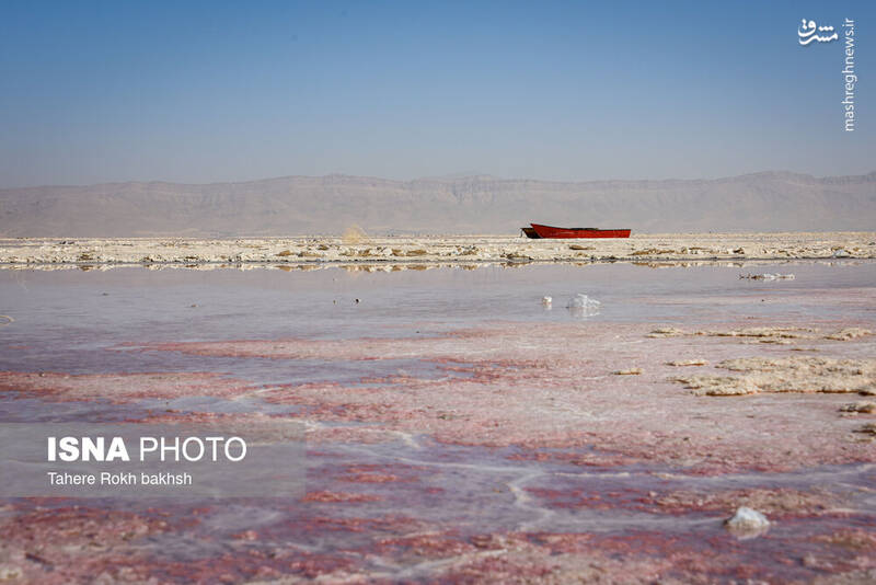 عکس / خشک شدن دریاچه مهارلو شیراز 17