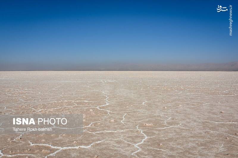 عکس / خشک شدن دریاچه مهارلو شیراز 16