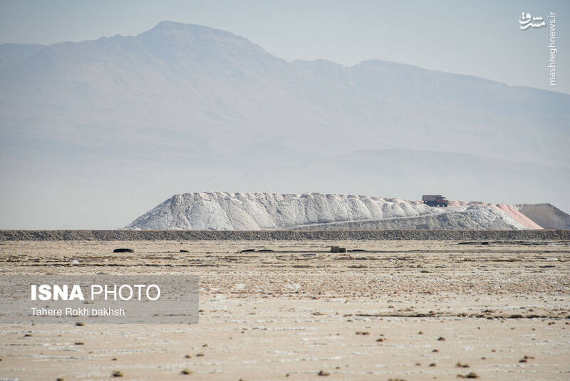 عکس / خشک شدن دریاچه مهارلو شیراز 15