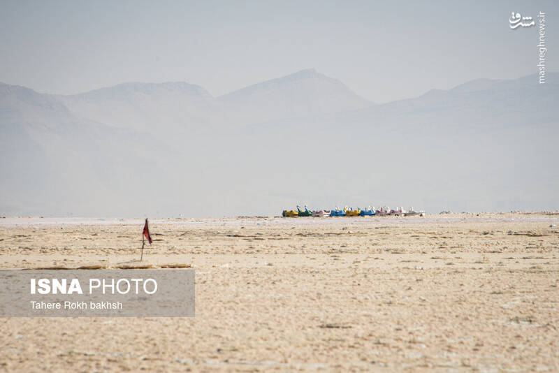 عکس / خشک شدن دریاچه مهارلو شیراز 10