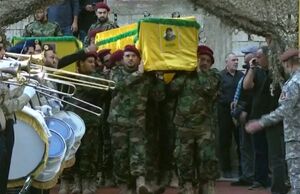 فیلم/ آغاز مراسم تشـییع پیکر شهید "هیثم الطباطبائی" در بیروت