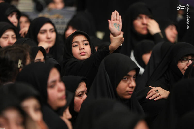 فیلم/ پنجره متفاوتی از شب شهادت حضرت زهرا(س) در حسینیه امام(ره)