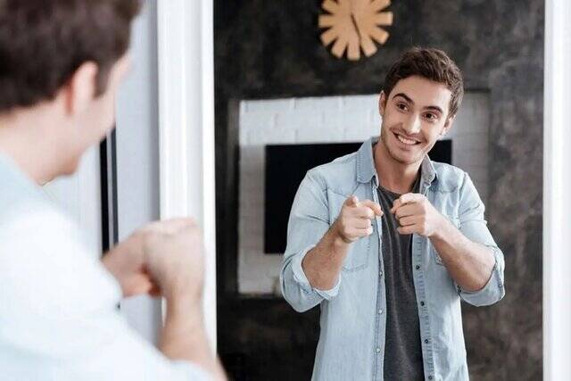 خودگويي،صحبت،تمركز،كمك،كاهش،احساسات،بهبود،افكار،منفي،عملكرد، ...