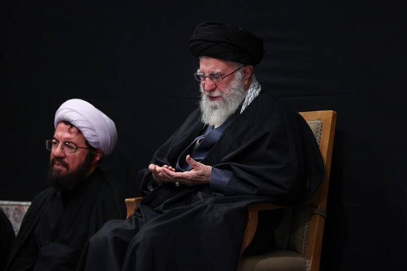 تصاویر مراسم شام شهادت حضرت زهرا (س) در حسینیه امام خمینی (ره) 5