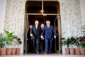 لاریجانی: مسیر تجارت ایران و پاکستان باید به هدف 10 میلیارد دلار برسد