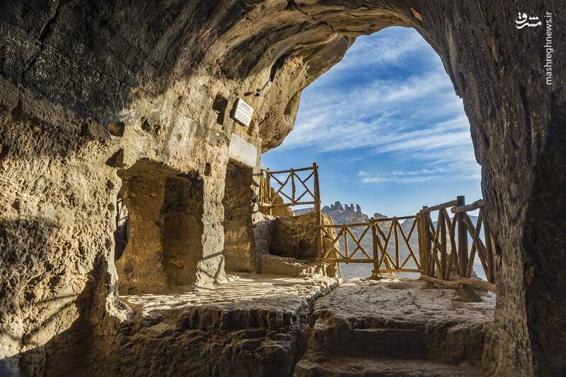 غار کرفتو؛ شگفتی هزارساله کردستان با معماری دستکند و کتیبههای ارزشمند