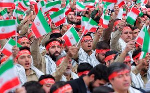 مراسم روز بسیج در حسینیه امام خمینی (ره) برگزار شد