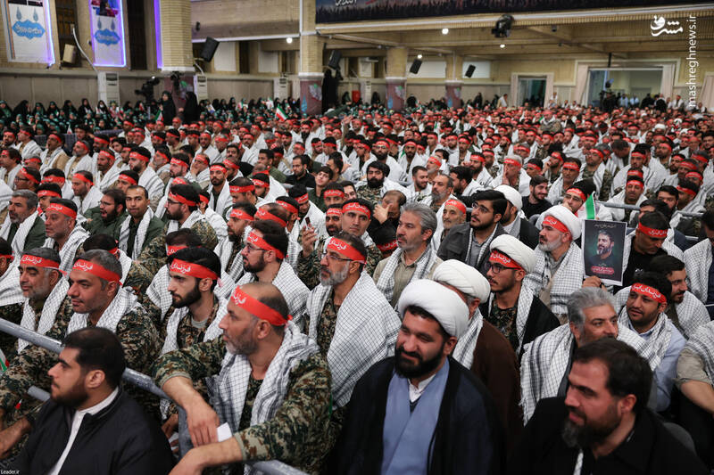 عکس / مراسم روز بسیج در حسینیه امام خمینی (ره) 19