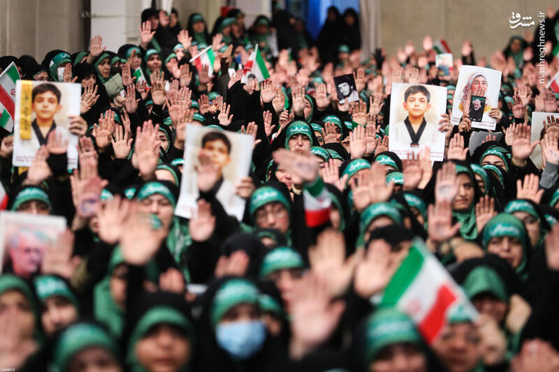 عکس / مراسم روز بسیج در حسینیه امام خمینی (ره) 16