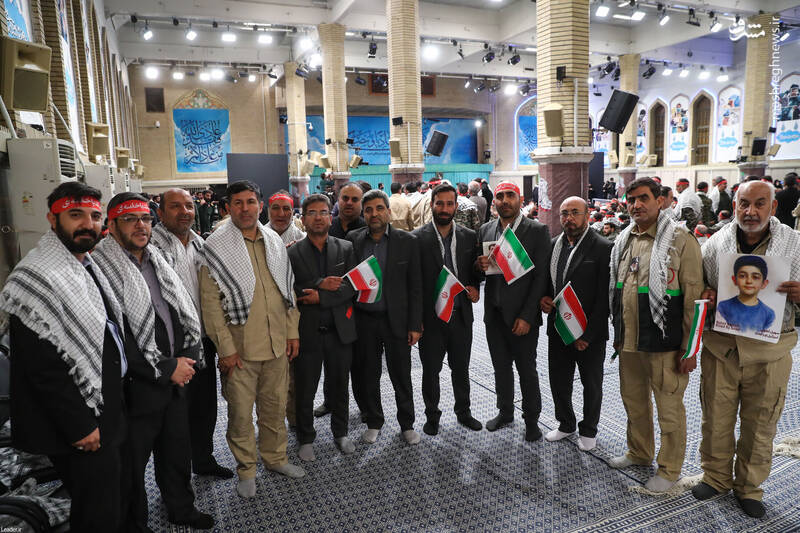 عکس / مراسم روز بسیج در حسینیه امام خمینی (ره) 31