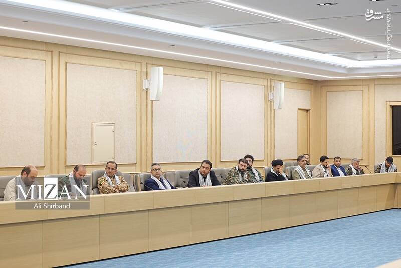 عکس / دیدار رئیس قوه قضاییه با جمعی از بسیجیان قوه قضاییه 15