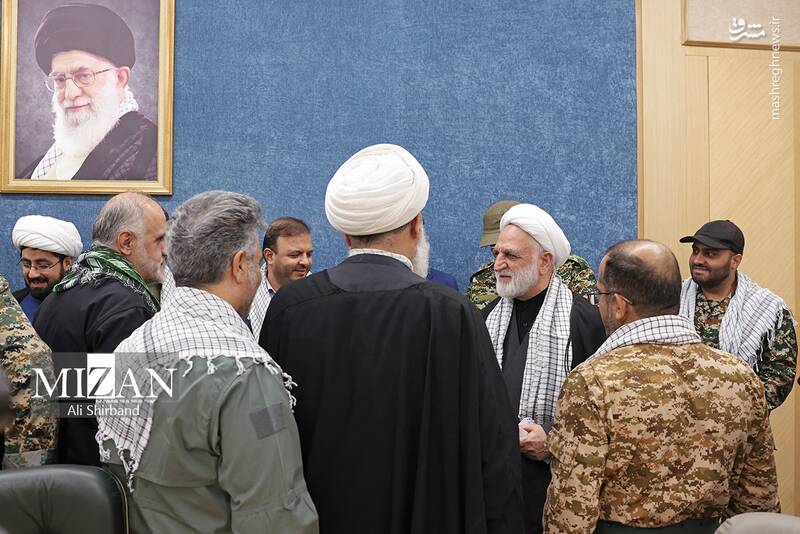 عکس / دیدار رئیس قوه قضاییه با جمعی از بسیجیان قوه قضاییه 24