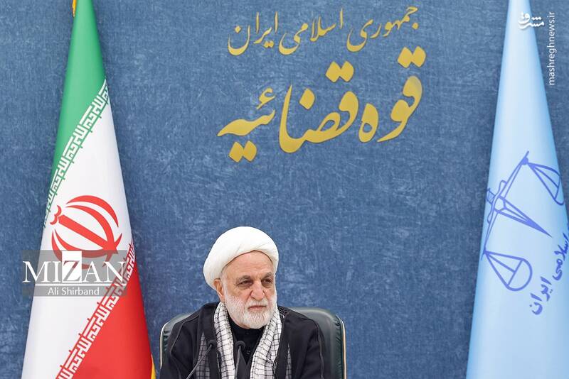 عکس / دیدار رئیس قوه قضاییه با جمعی از بسیجیان قوه قضاییه 3