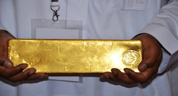 طلایی به عیار خون