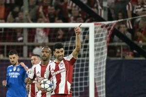 فیلم / خلاصه بازی المپیاکوس 3 - رئال مادرید 4