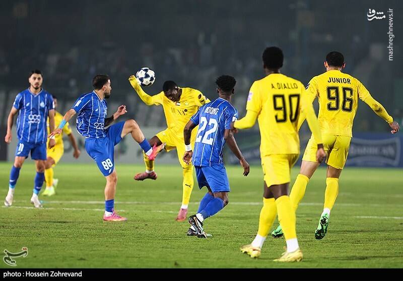 عکس / دیدار تیم‌های استقلال و الوصل امارات 13