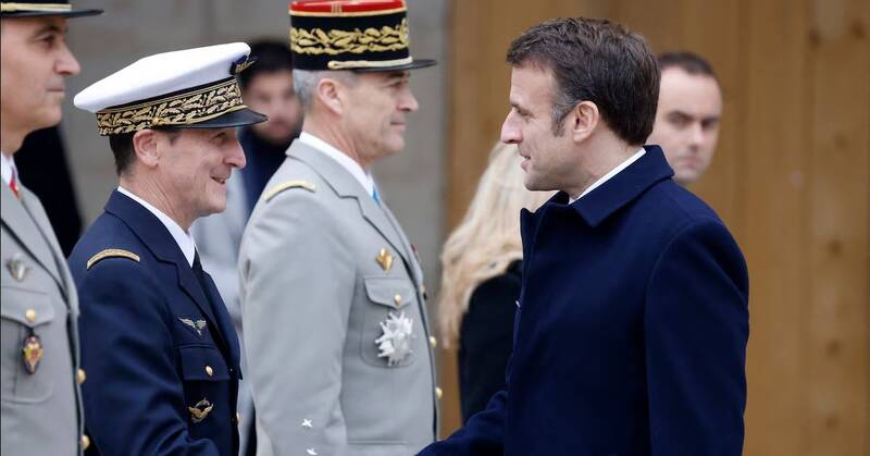 فراخوان جنگیِ زودهنگام فرمانده ارتش فرانسه/ آماده «قربانی کردن فرزندان» خود باشید!