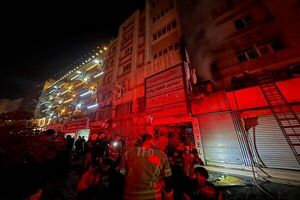 فیلم / آتش‌سوزی یک ساختمان اقامتی در خیابان سعدی