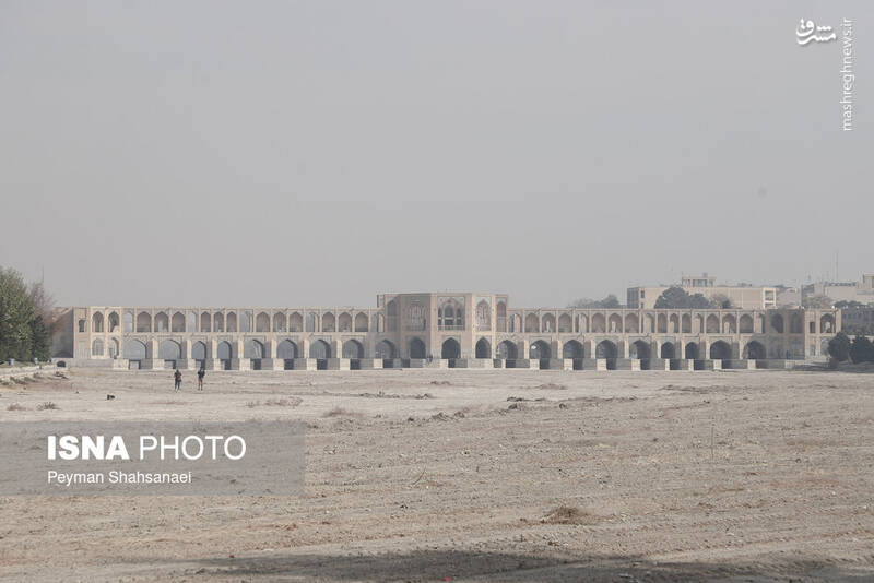 عکس / اصفهان غرق در آلاینده‌ها