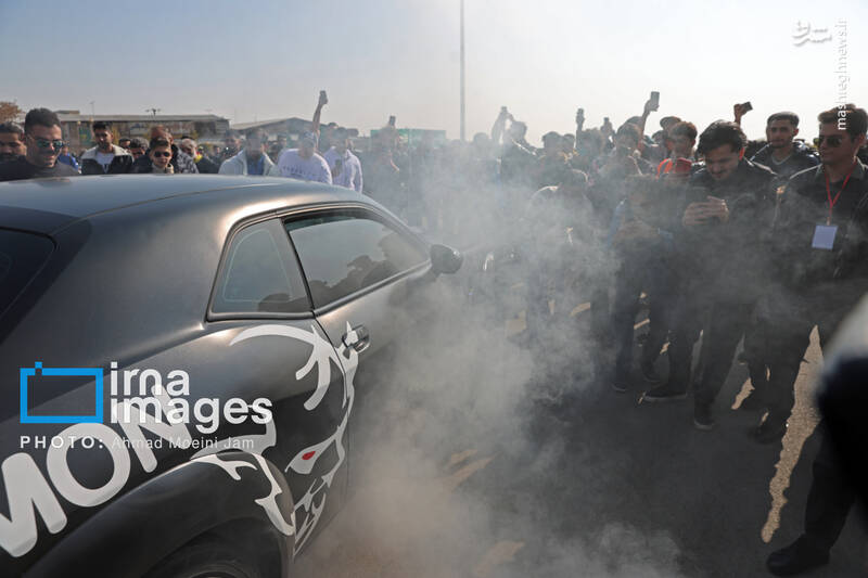 عکس / همایش موتورسیکلت و خودرو های کلاسیک و اسپرت 46