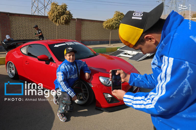 عکس / همایش موتورسیکلت و خودرو های کلاسیک و اسپرت 32