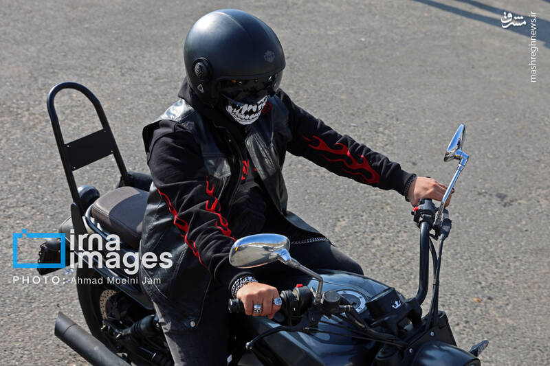 عکس / همایش موتورسیکلت و خودرو های کلاسیک و اسپرت 20