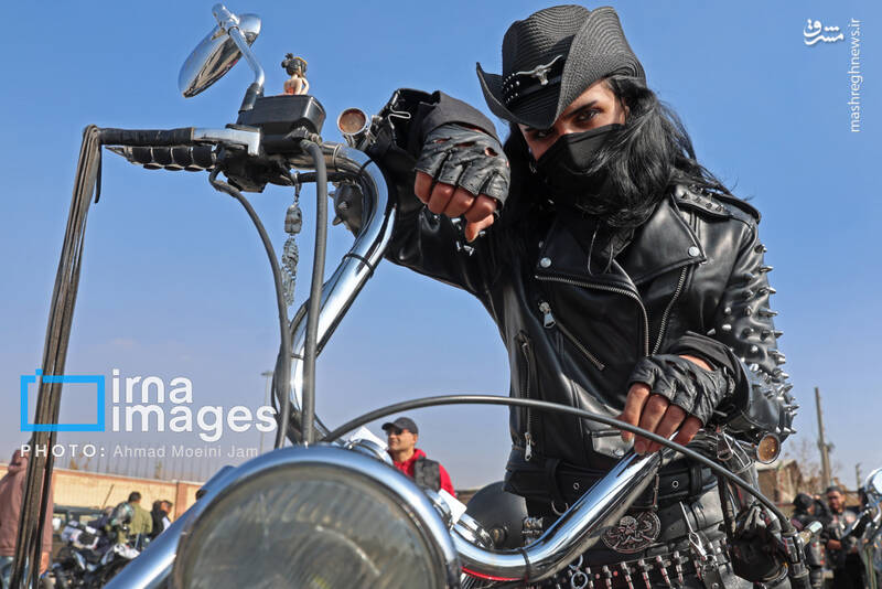 عکس / همایش موتورسیکلت و خودرو های کلاسیک و اسپرت 19