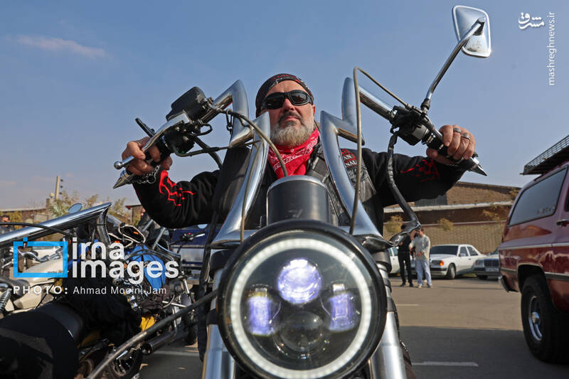 عکس / همایش موتورسیکلت و خودرو های کلاسیک و اسپرت 15