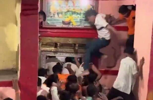 فیلم/ هندی‌ها اینگونه وارد معبد پالسی سوپو می‌شوند!