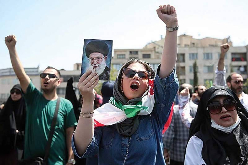 وحدت،خارجي،ايران،ملّت،دروني،سياسي،تفرقه،راهبردي،انسجام،تضعيف، ...