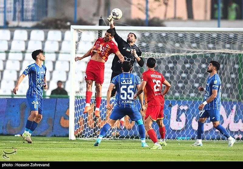 خلاصه بازی استقلال ۱ - فولاد ۰