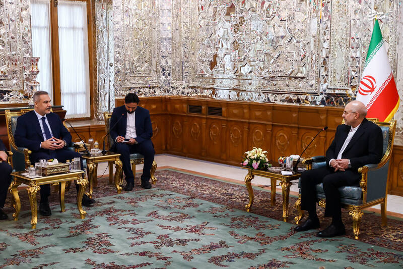 عکس / دیدار وزیر امور خارجه ترکیه با قالیباف 14