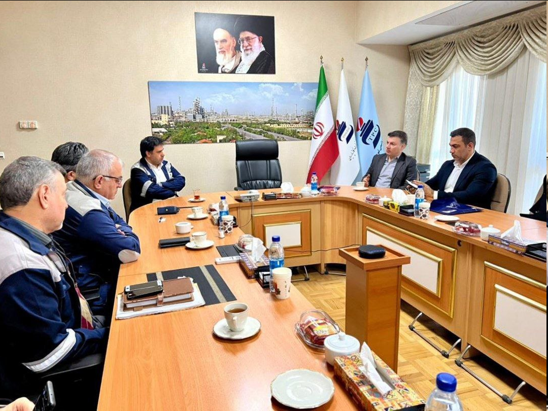 تقدیر مدیرکل استاندارد آذربایجان شرقی از عملکرد پتروشیمی تبریز در جریان بازدید از این مجتمع / پتروشیمی تبریز پیش‌رو در رعایت استانداردها